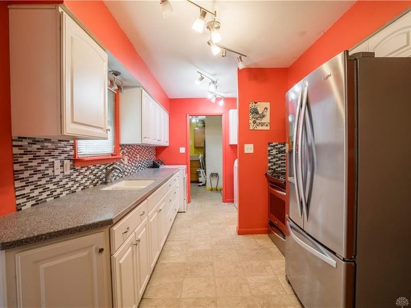 305 Lang Court, Union, OH 45322 Photo 11