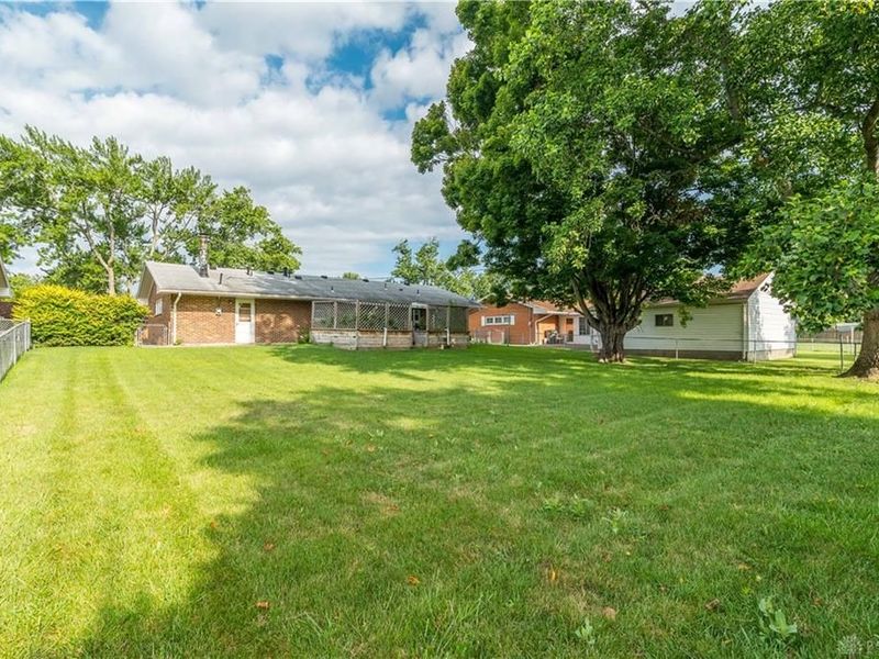 305 Lang Court, Union, OH 45322 Photo 22