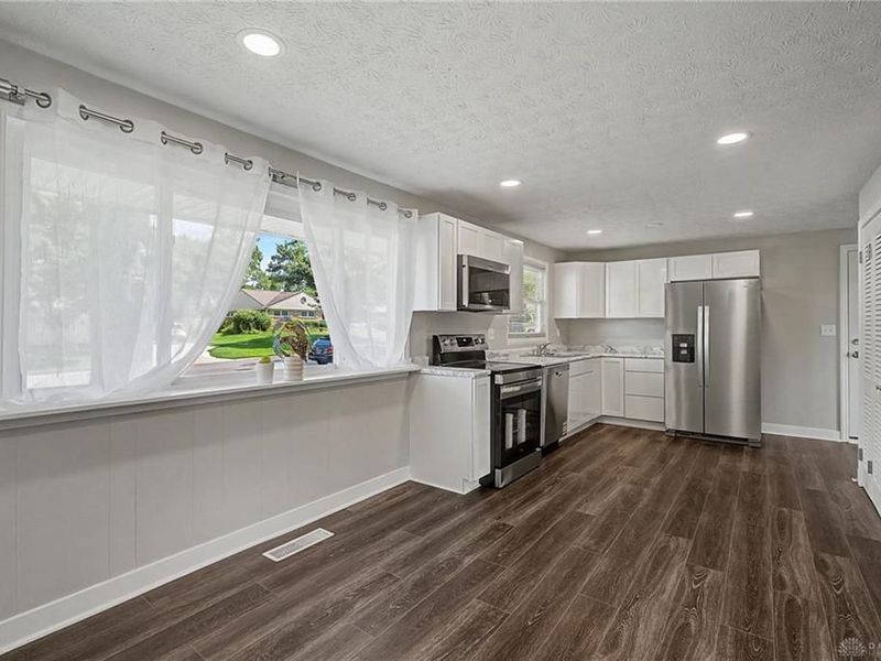 132 Cushwa Drive, Centerville, OH 45459 Photo 9