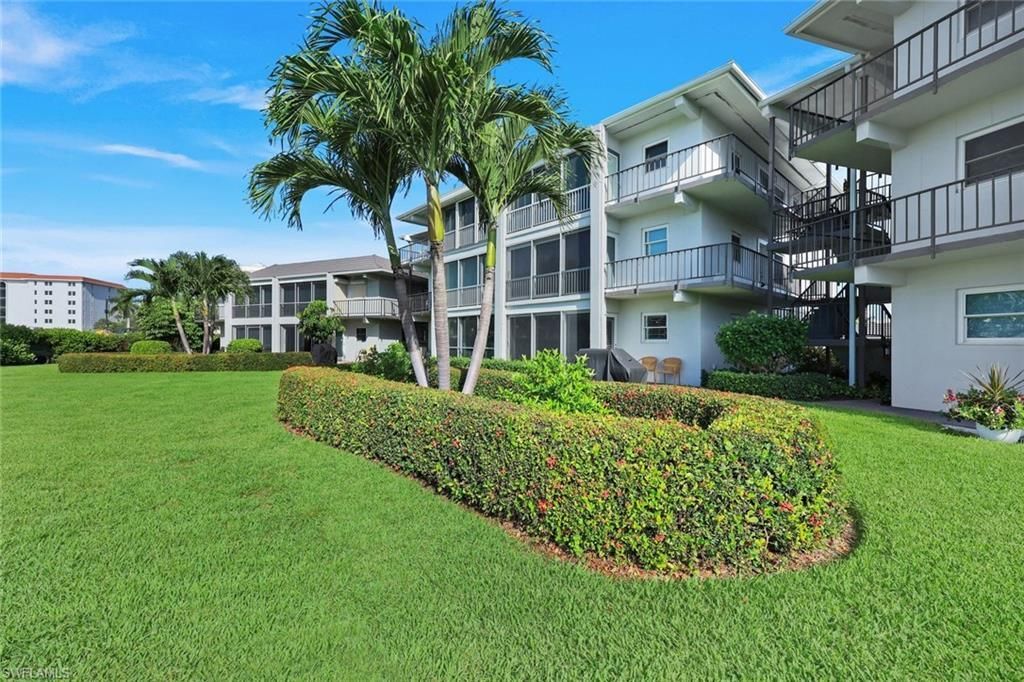 3400 Gulf Shore Blvd N, Unit B4, Naples, FL 34103 Photo
