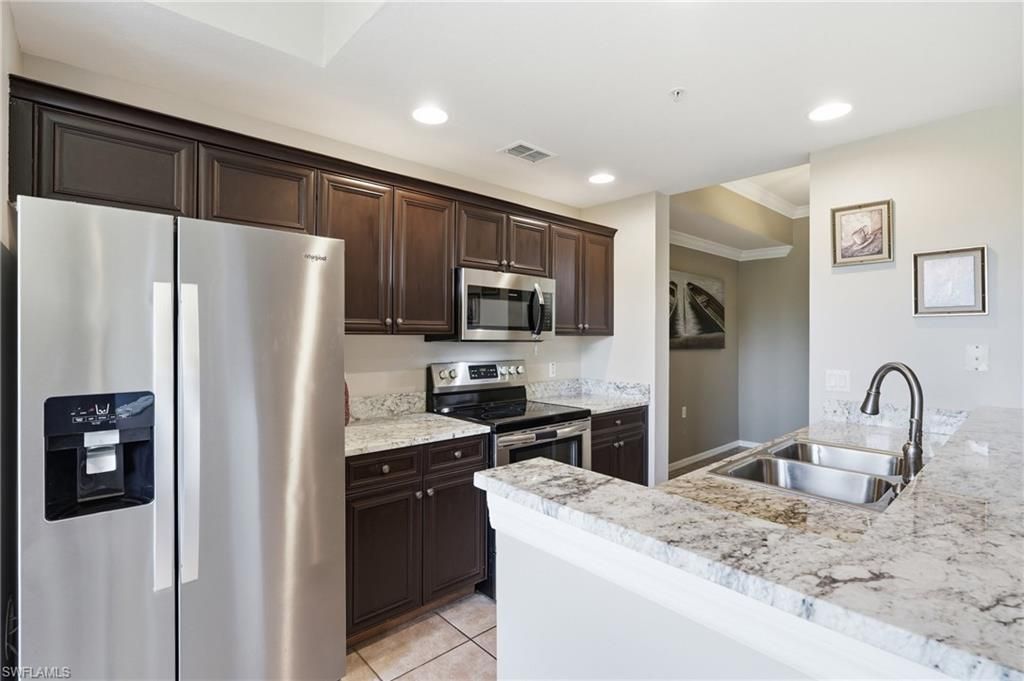 8251 Pathfinder Loop , Unit 633, Fort Myers, FL 33919 Photo