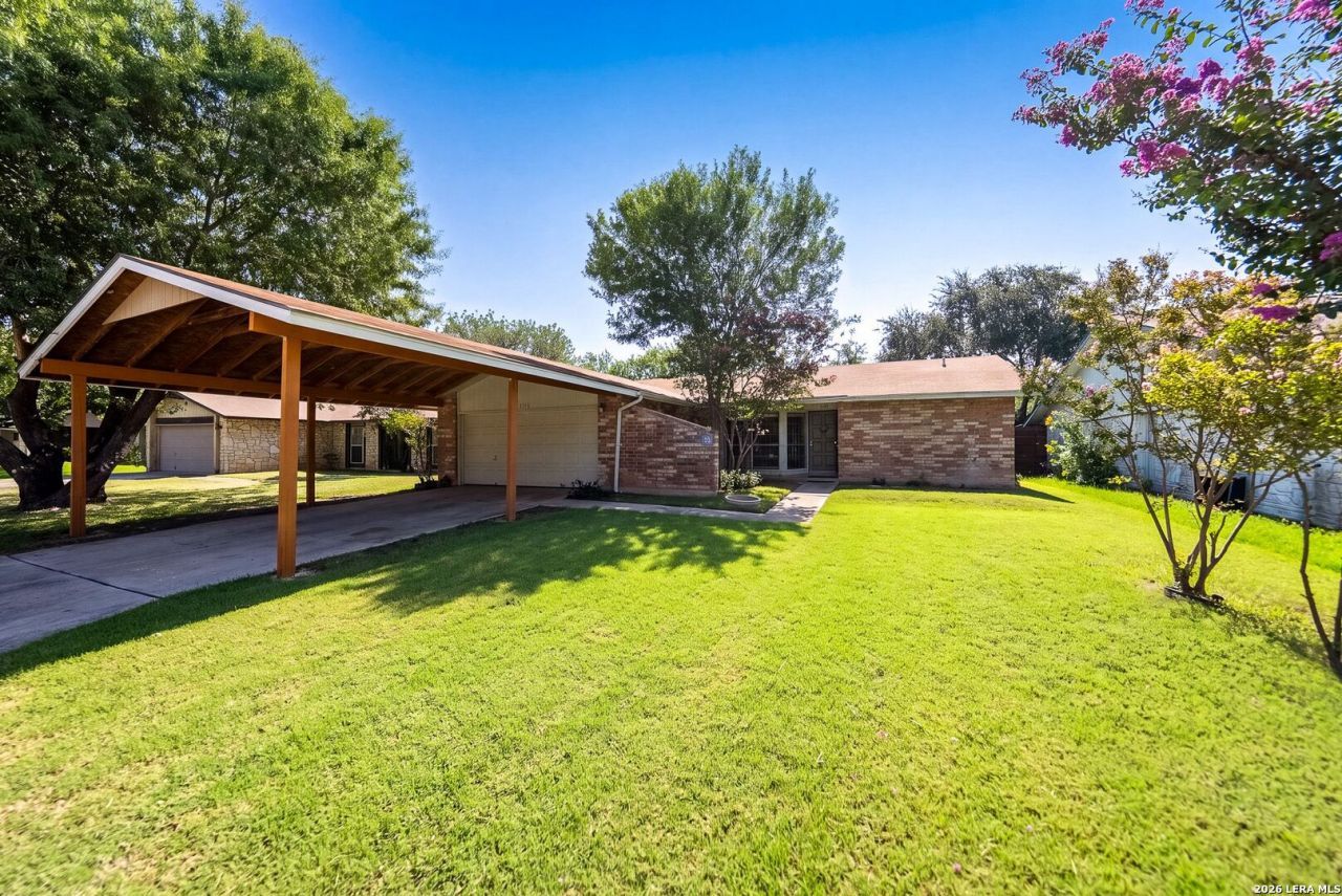 1126 Churing Dr, San Antonio, TX 78245 Main Photo