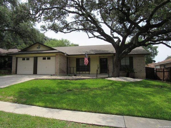 8050 DOVE FLIGHT ST, San Antonio, TX 78250