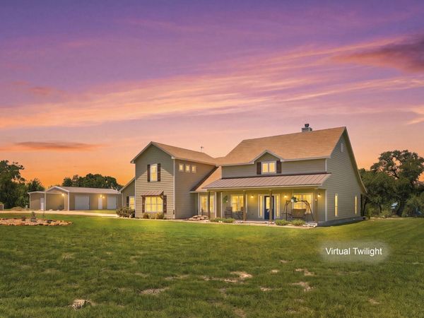 450 County Road 204 , Liberty Hill, TX 78642
