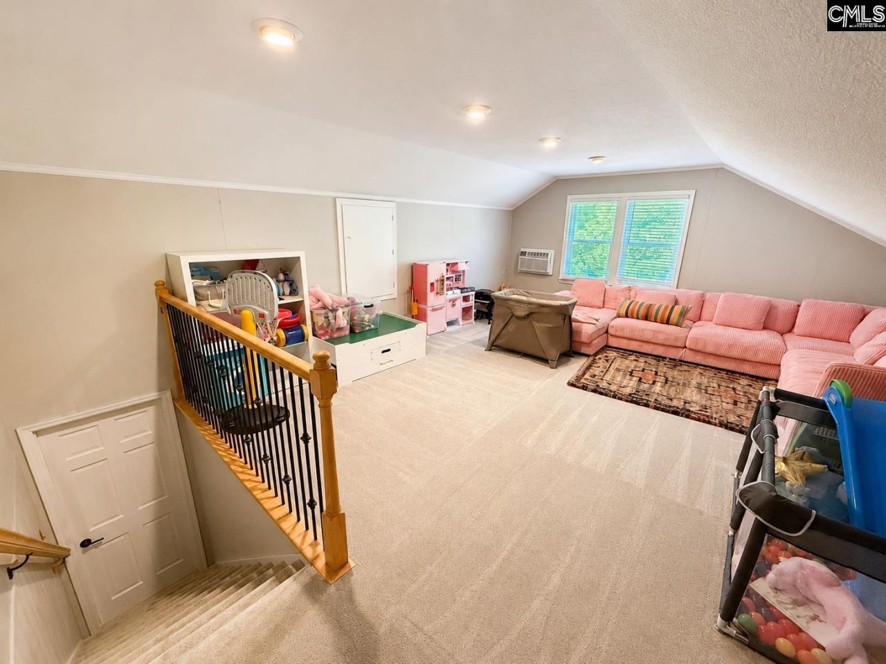 4 Long Meadow Lane Photo 24