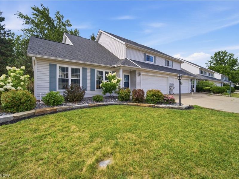 23210 Bennington Hamlet Circle, Euclid, OH 44123 Photo 2