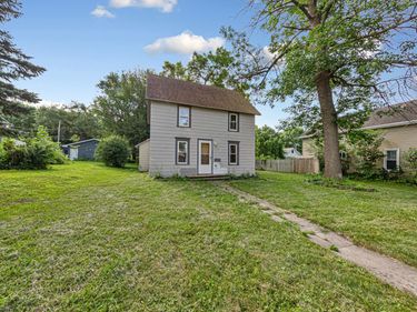 1519 N 4th Street, Mankato, MN 56001