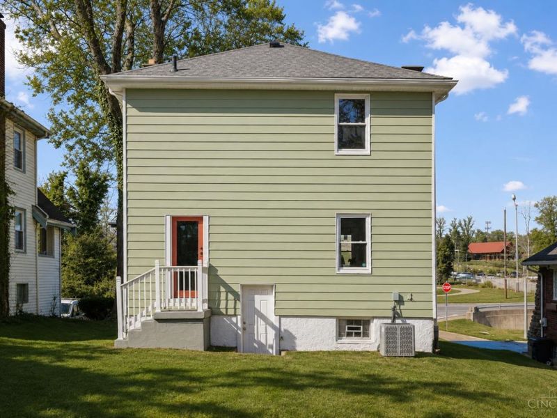 2217 Crane Avenue, Cincinnati, OH 45207 Photo 3