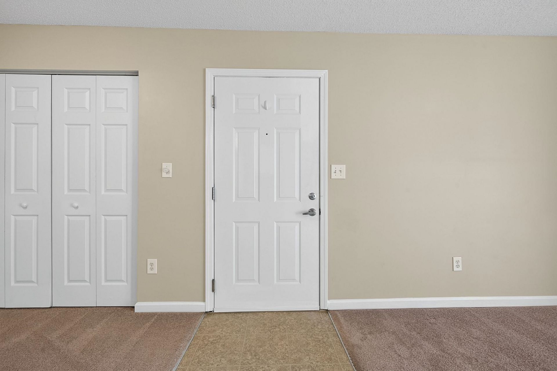 3795 Hitchcock Way Photo 10