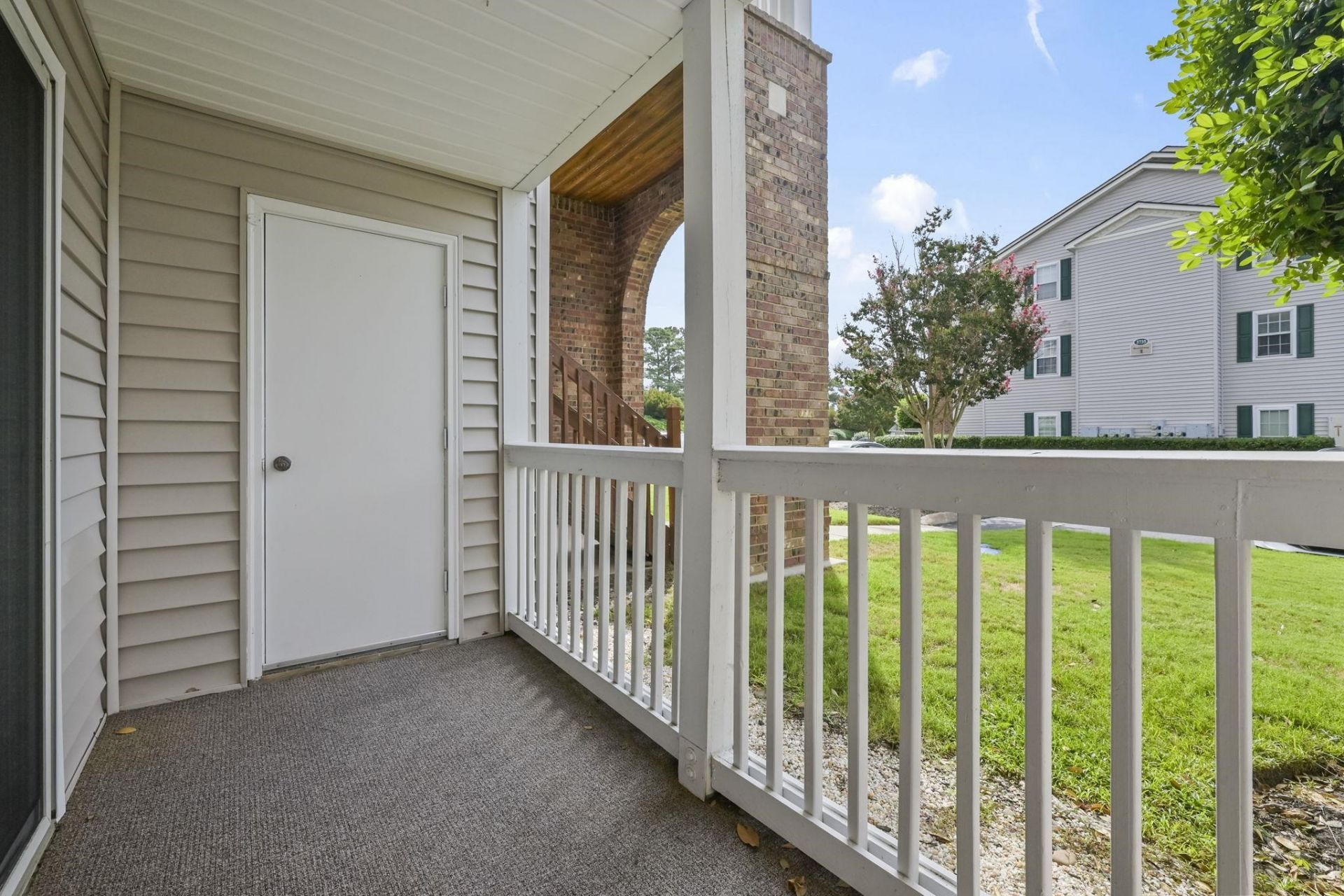 3795 Hitchcock Way Photo 14