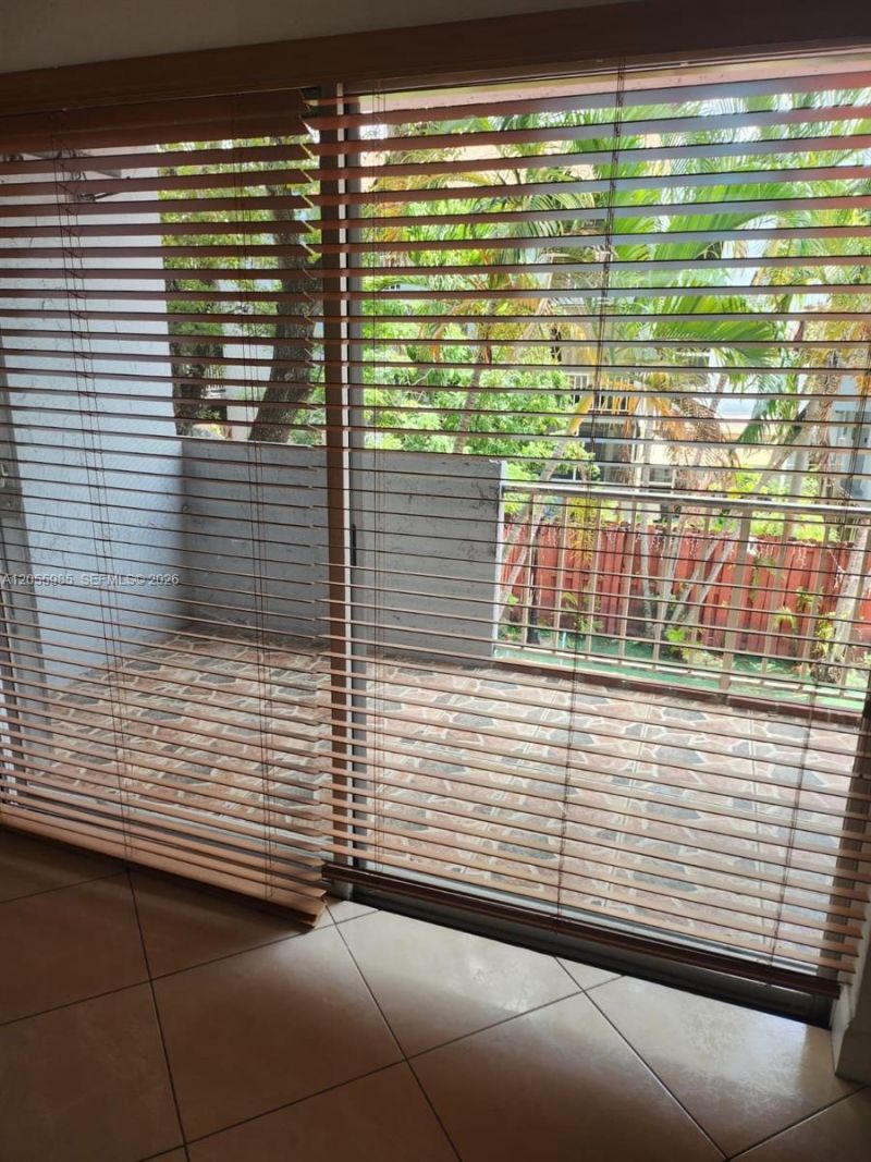 1725 W 60th St, Unit F202, Hialeah, FL 33012 Photo