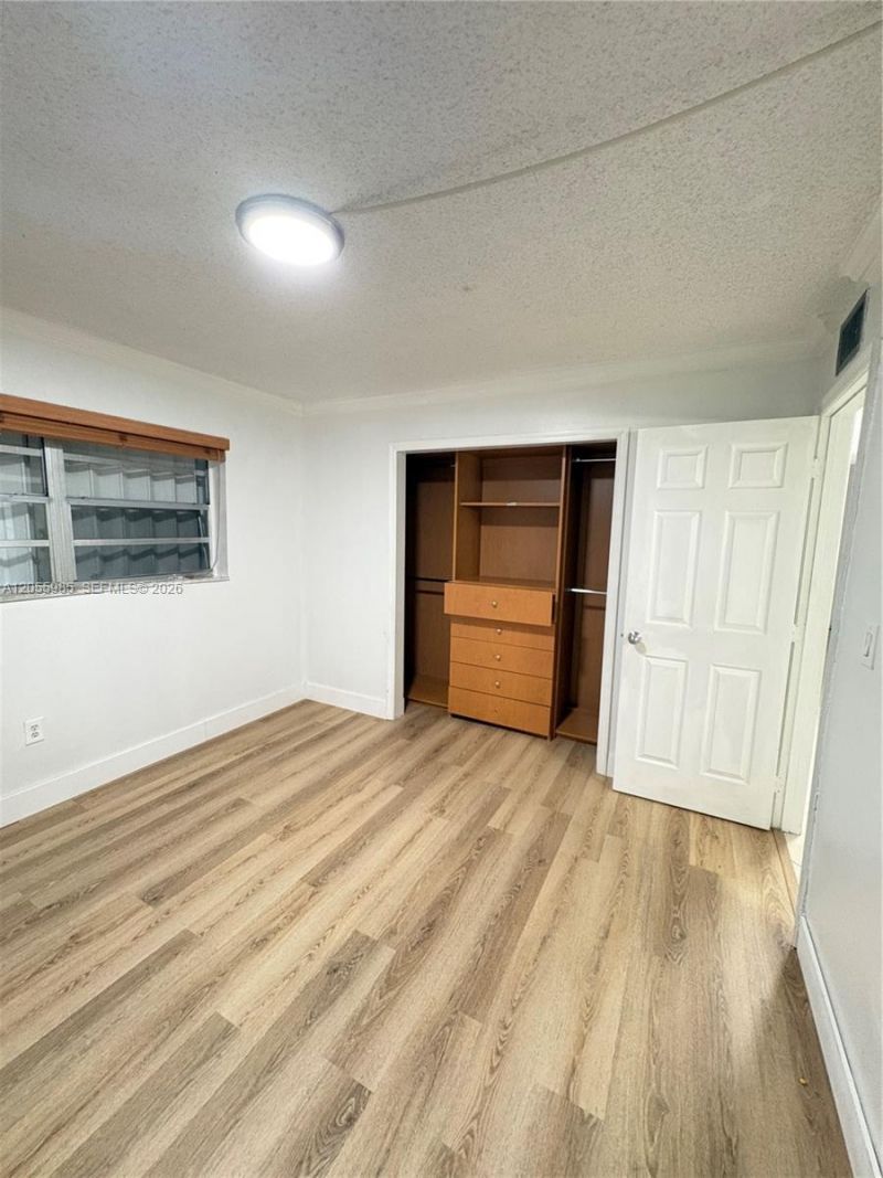 1725 W 60th St, Unit F202, Hialeah, FL 33012 Photo