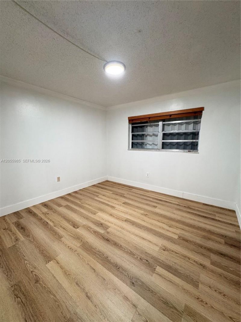 1725 W 60th St, Unit F202, Hialeah, FL 33012 Photo