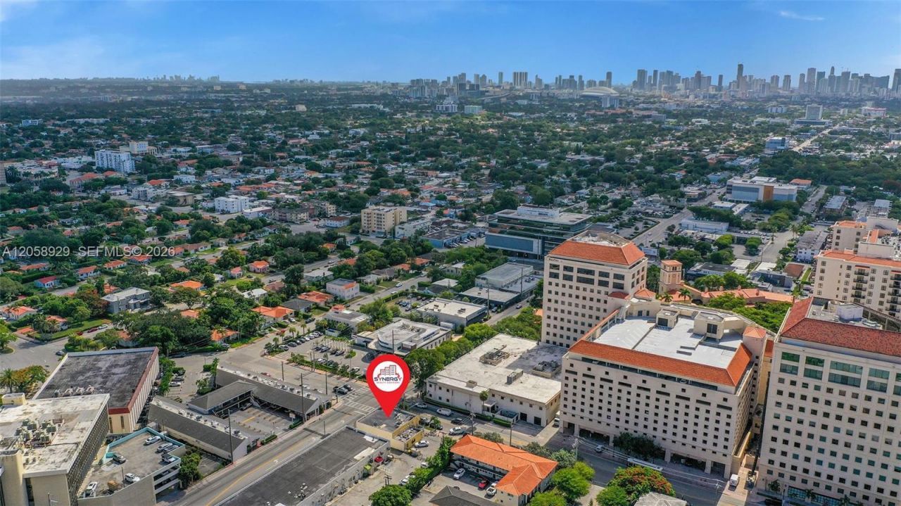 3800 SW 8th St, Coral Gables, FL 33134 Photo