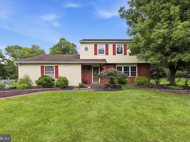 68 IROQUOIS AVENUE, DOYLESTOWN, PA 18901