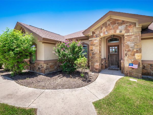 213 Sarahs LN , Liberty Hill, TX 78642