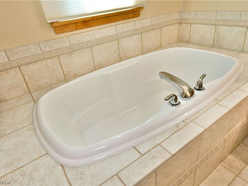 9216 Warren Painesville Road, North Bloomfield, OH 44450 Photo 33