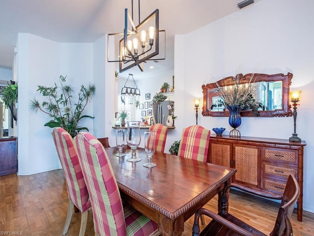 160 Vintage Cir, Unit 202, Naples, FL 34119 Photo