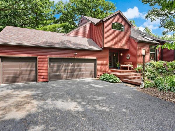 6239 Trail Ridge Court, Oregon, WI 53575