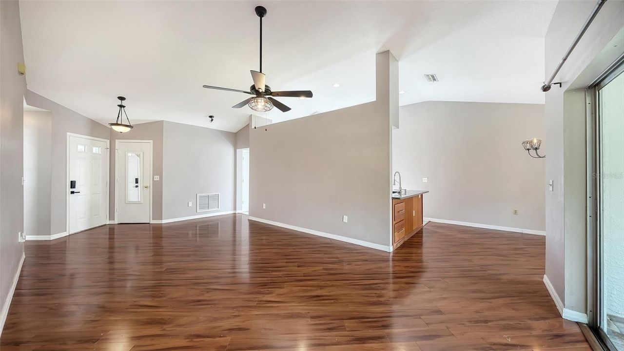 4910 6th Avenue E, Bradenton, FL 34208 Photo