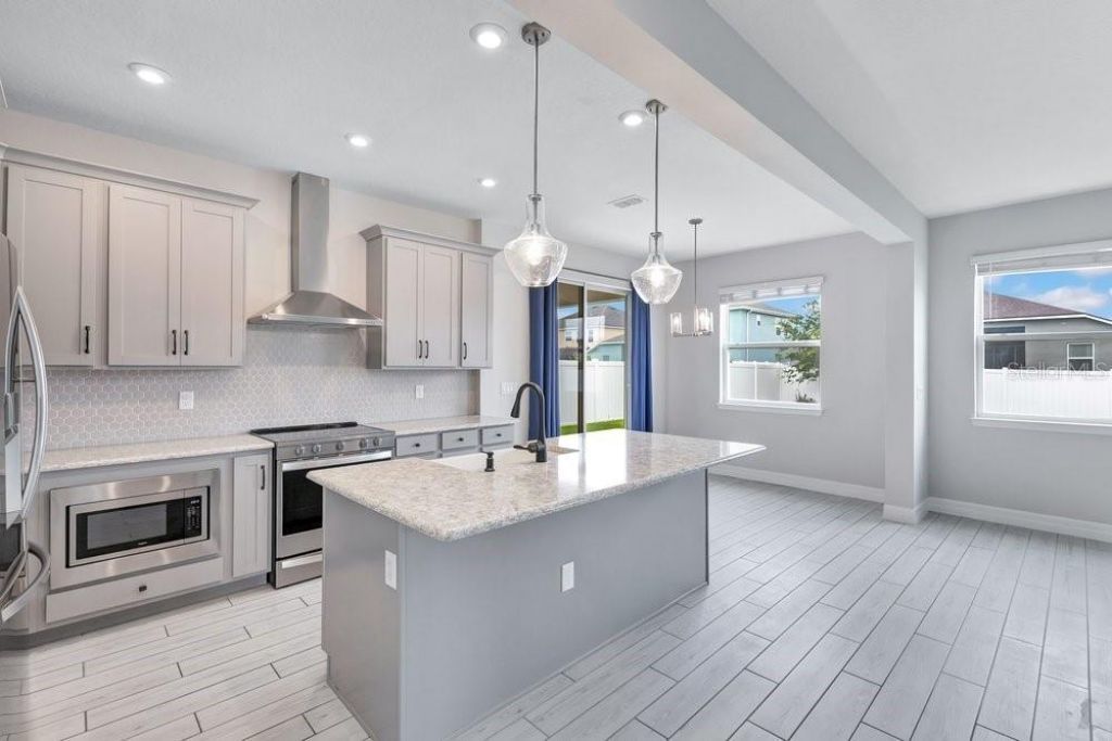 11902 Landing Point Loop , Orlando, FL 32832 Photo