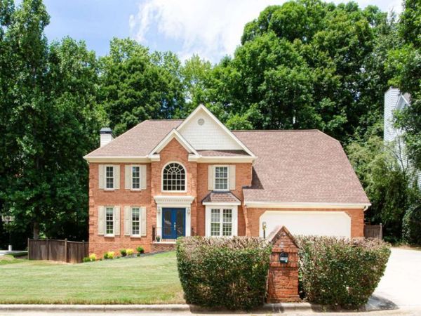 1405 Holly Lake Circle, Snellville, GA 30078