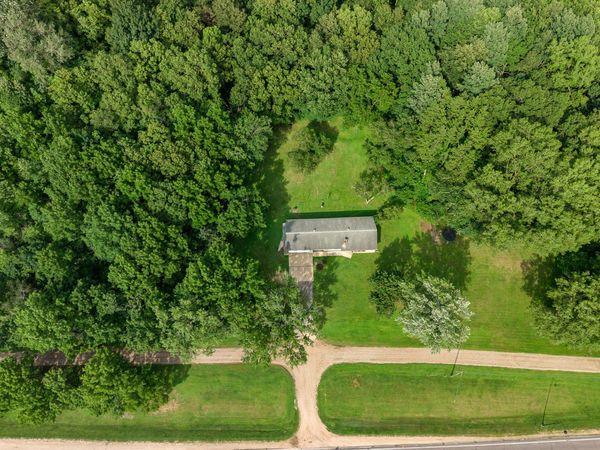 809 Holmen Dr N, Holmen, WI 54636