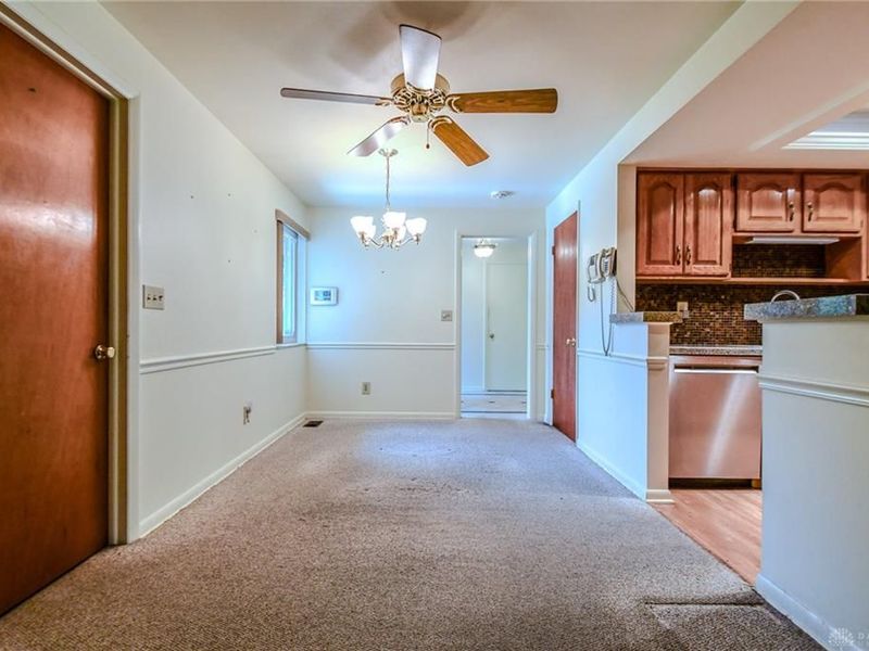 2228 E Whipp Road, Kettering, OH 45440 Photo 11