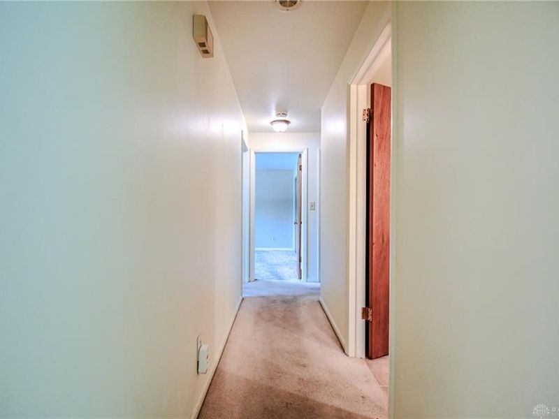 2228 E Whipp Road, Kettering, OH 45440 Photo 16
