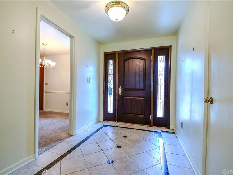 2228 E Whipp Road, Kettering, OH 45440 Photo 3