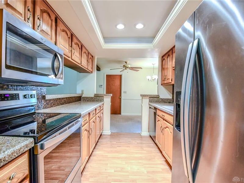 2228 E Whipp Road, Kettering, OH 45440 Photo 9