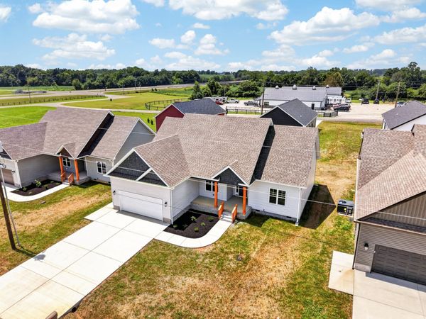 705 Lasters Ave , Elkton, KY 42220