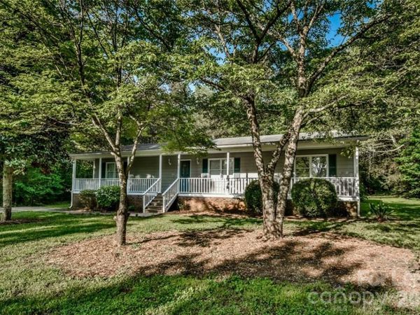 7730 Deer Track Drive , Denver, NC 28037