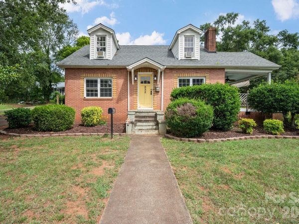 232 Maple Street , Rutherfordton, NC 28139