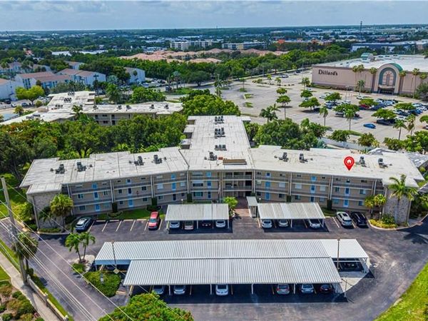 2244 Winkler AVE, Unit 108, FORT MYERS, FL 33901