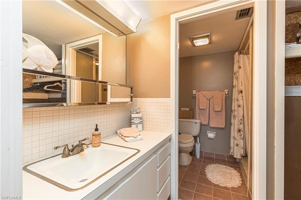 2244 Winkler Ave, Unit 108, Fort Myers, FL 33901 Photo