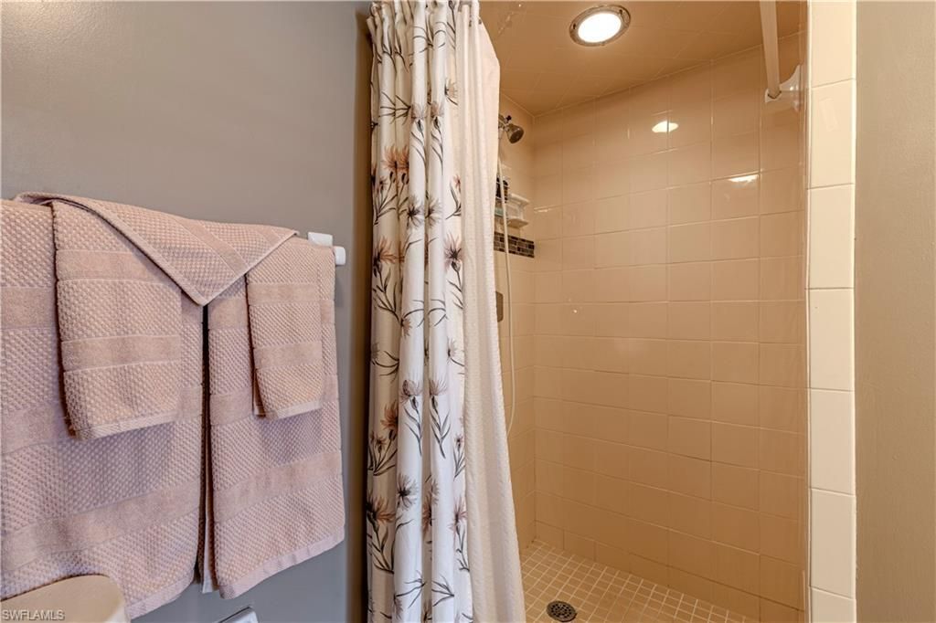 2244 Winkler Ave, Unit 108, Fort Myers, FL 33901 Photo
