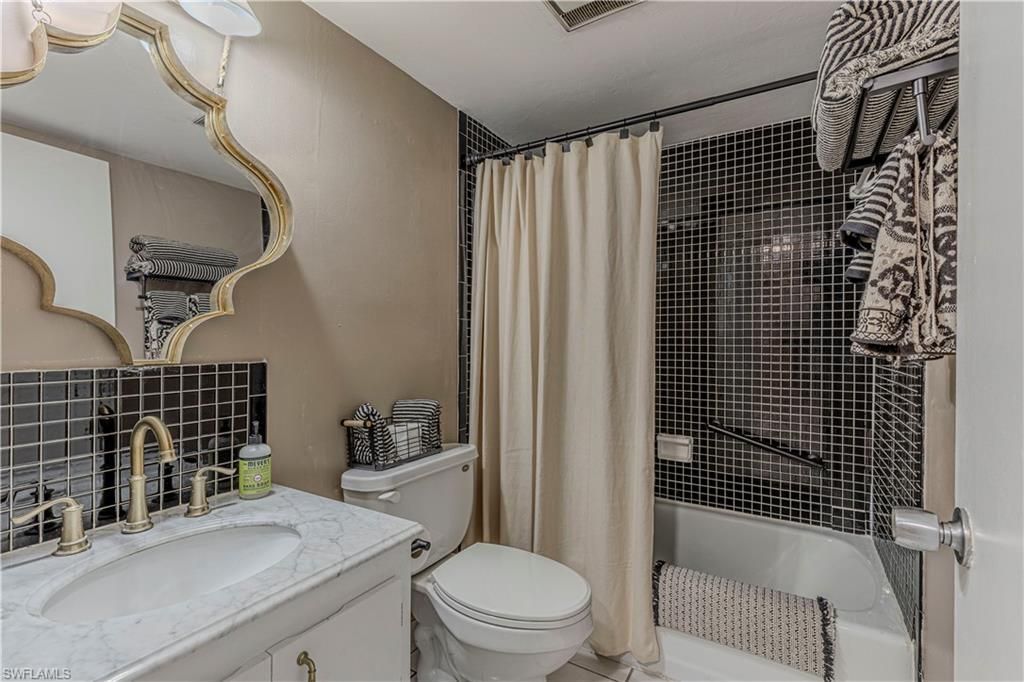 2244 Winkler Ave, Unit 108, Fort Myers, FL 33901 Photo