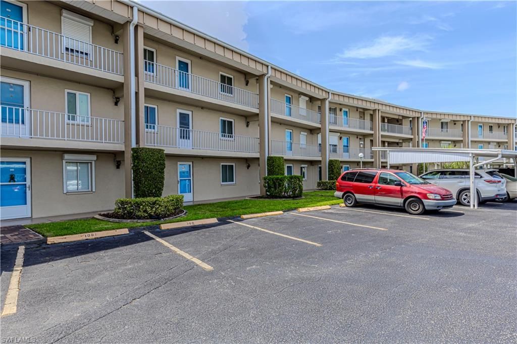 2244 Winkler Ave, Unit 108, Fort Myers, FL 33901 Photo