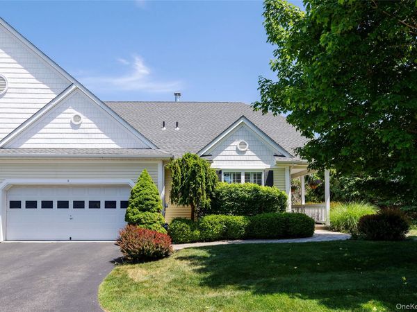 5 Equestrian Way , Poughquag, NY 12570