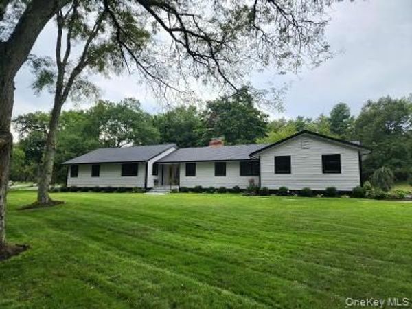 19 MICHAELS Lane, Old Brookville, NY 11545