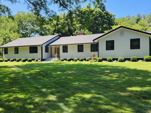 19 MICHAELS Lane , Old Brookville, NY 11545