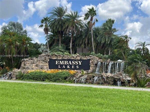 10854 Limeberry Dr , Cooper City, FL 33026