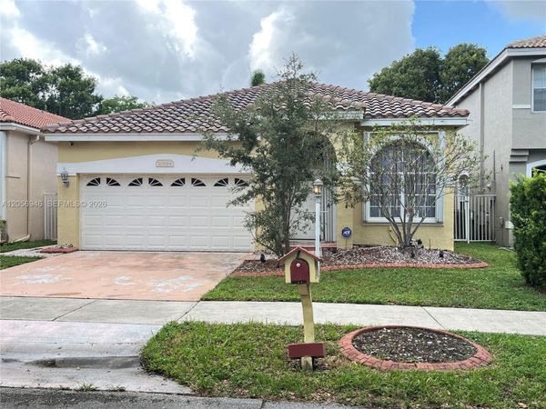 10854 Limeberry Dr , Cooper City, FL 33026