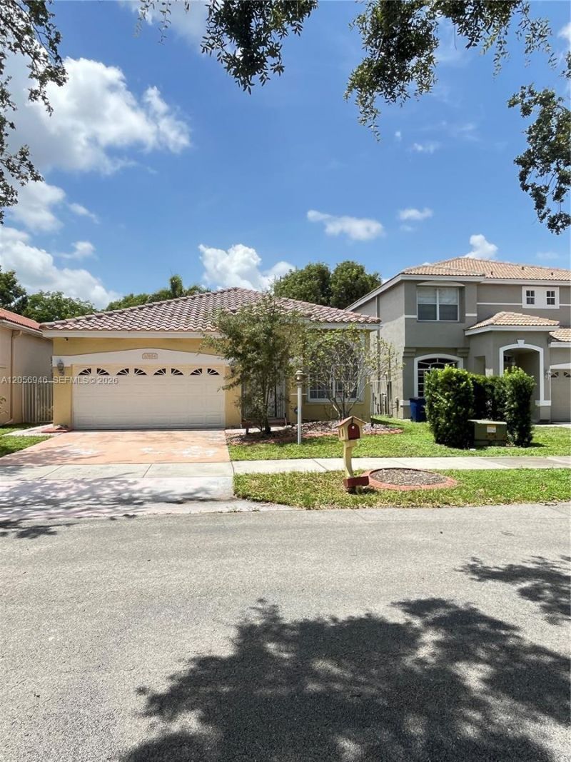 10854 Limeberry Dr, Cooper City, FL 33026 Photo
