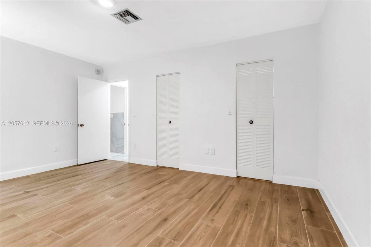 8350 Dundee Ter , Miami Lakes, FL 33016 Photo