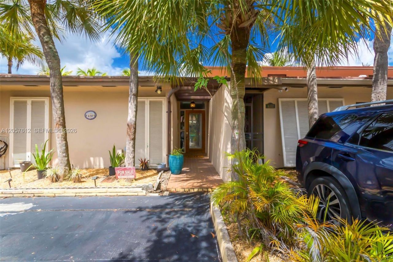 8350 Dundee Ter , Miami Lakes, FL 33016 Photo
