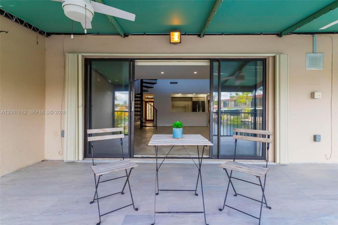 8350 Dundee Ter , Miami Lakes, FL 33016 Photo