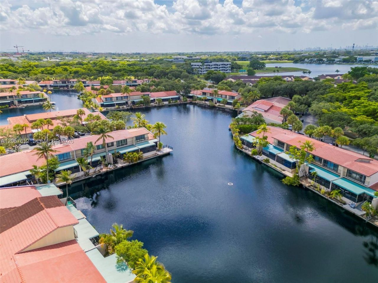 8350 Dundee Ter , Miami Lakes, FL 33016 Photo