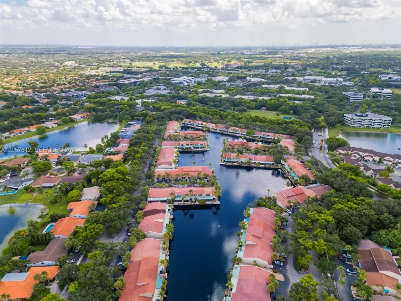 8350 Dundee Ter , Miami Lakes, FL 33016 Photo
